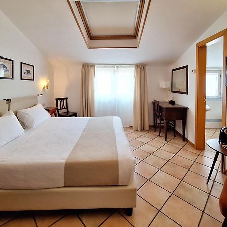 Hotel Lauri Мачерата Экстерьер фото